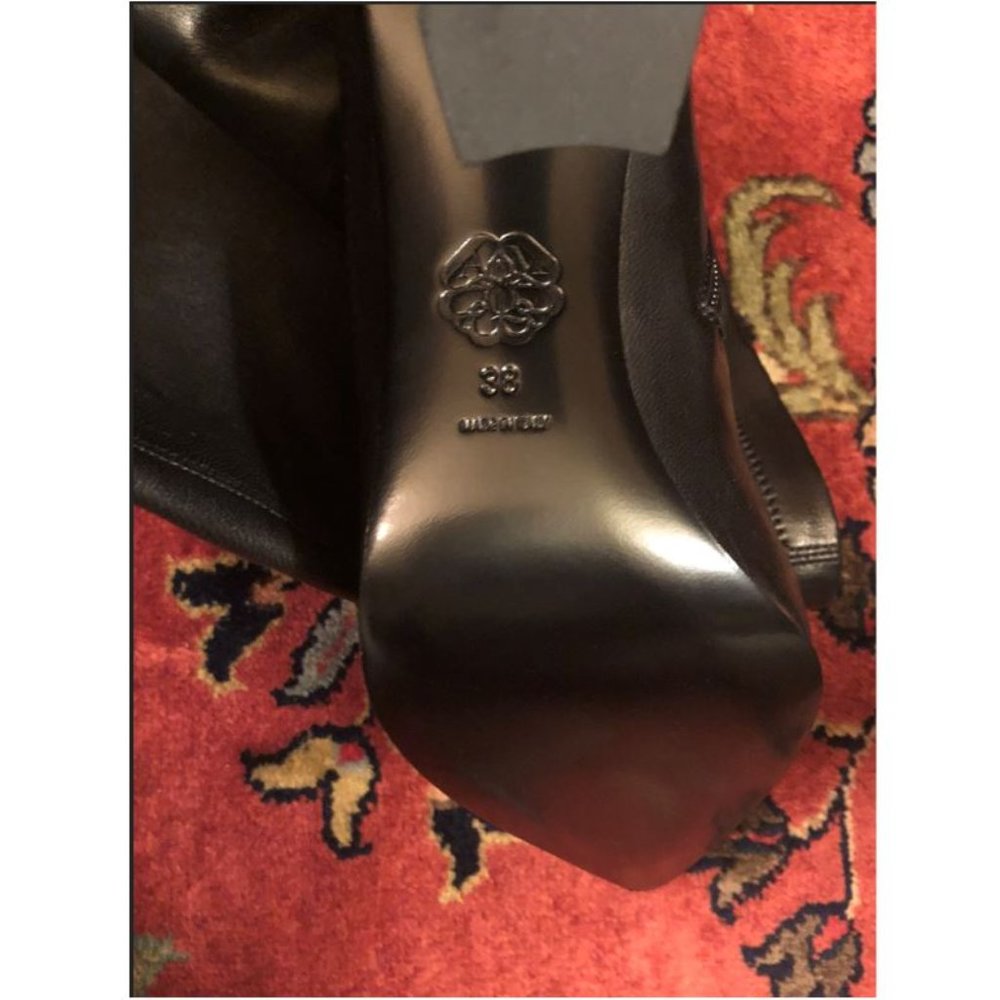 SOLD Alexander McQueen Black Leather Thigh Boots - Picture 5 of 9